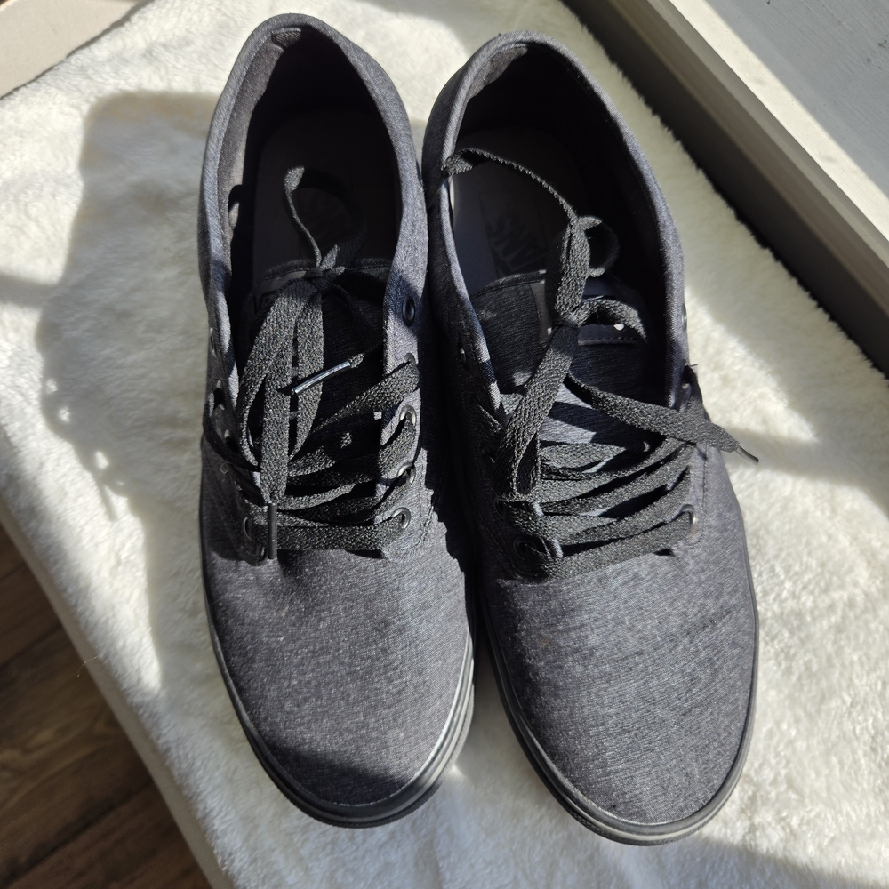 Vans Men's Gray Low-Top Canvas Sneakers 10.5